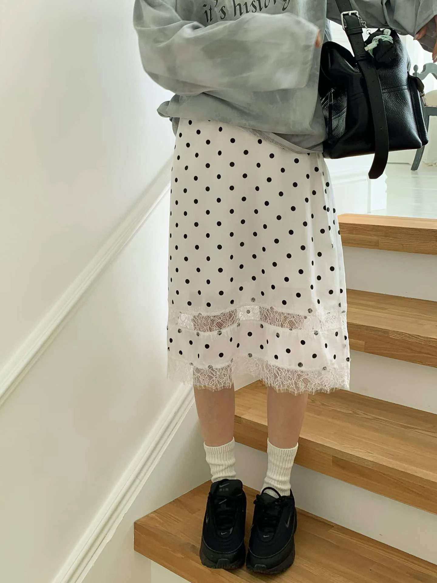 Liliang Korean Style Polka Dot Lace Half Skirt Women's Elastic Waist Straight Tube Skirt Autumn Season Fashion Commute