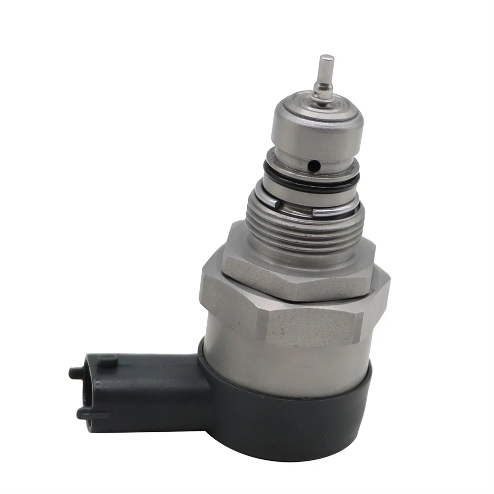 صمام التحكم في ضغط الوقود لـ A4 A5 لـ A6 S6 A7 ديزل 2 7 3 0L نماذج OEM 0281002859 057130764H استبدال