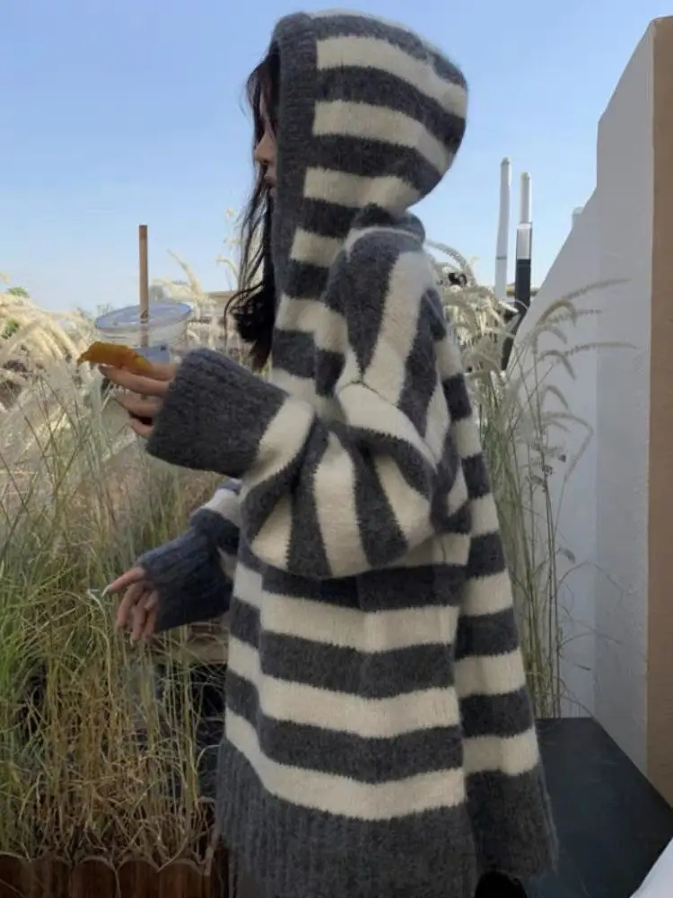 

Женские удлиненные кардиганы с капюшоном, осенние, вязаные, однотонные, с воротником, двубортные, в стиле ретро, элегантные, приталенные, в рубчик, с декоративными отверстиями