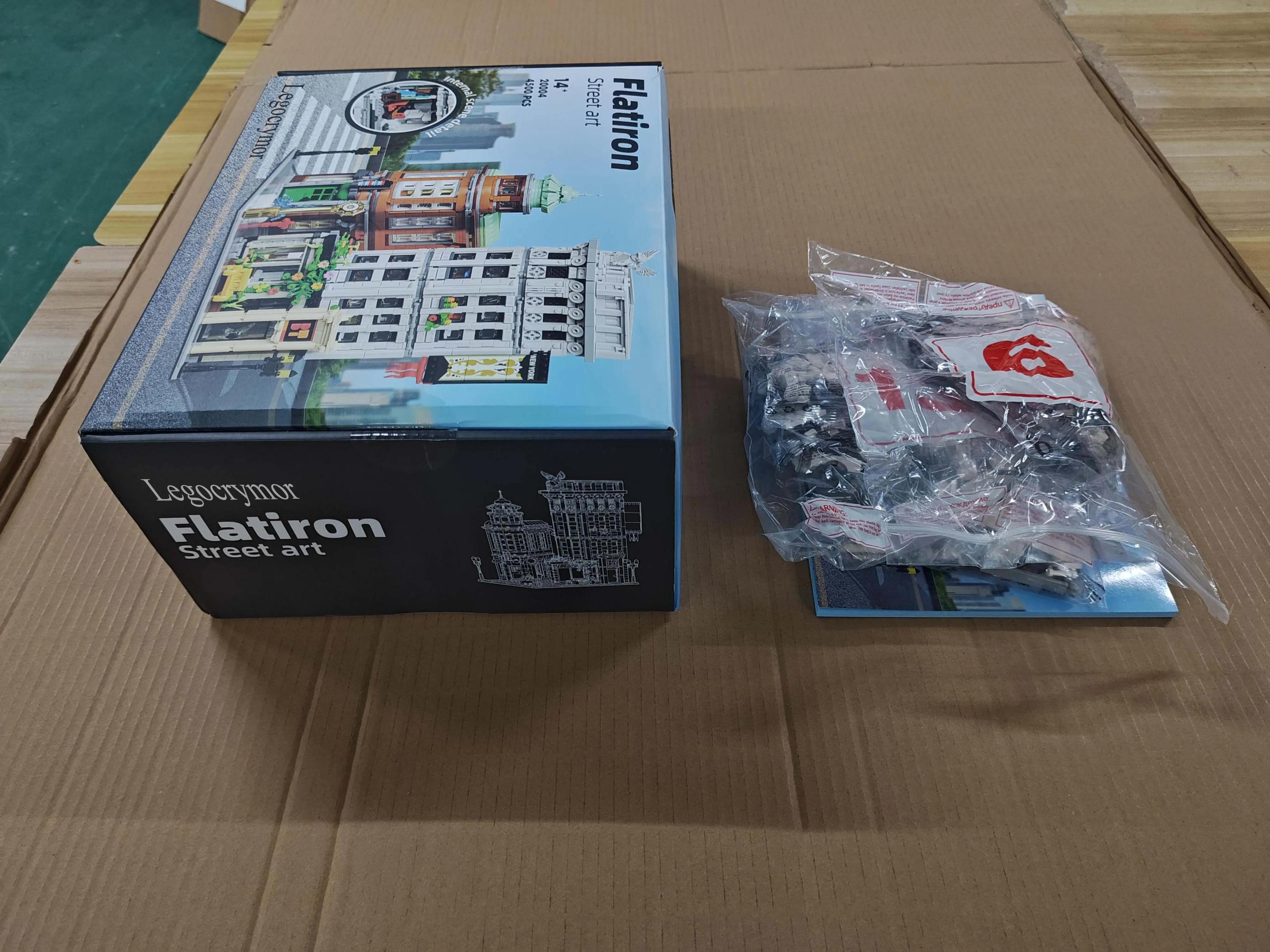 Legocrymor Flatiron Building Set - New York City Architecture Construction Kit, Famous Landmarks American Street View Model 4500