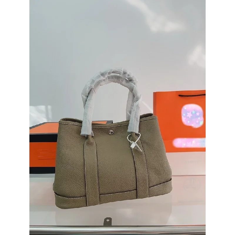 

High-Quality Ladies Tote Bag Crafted From Faux Leather Featuring High-End Paris Neat Lightweight Soft Vintage Daily Look​