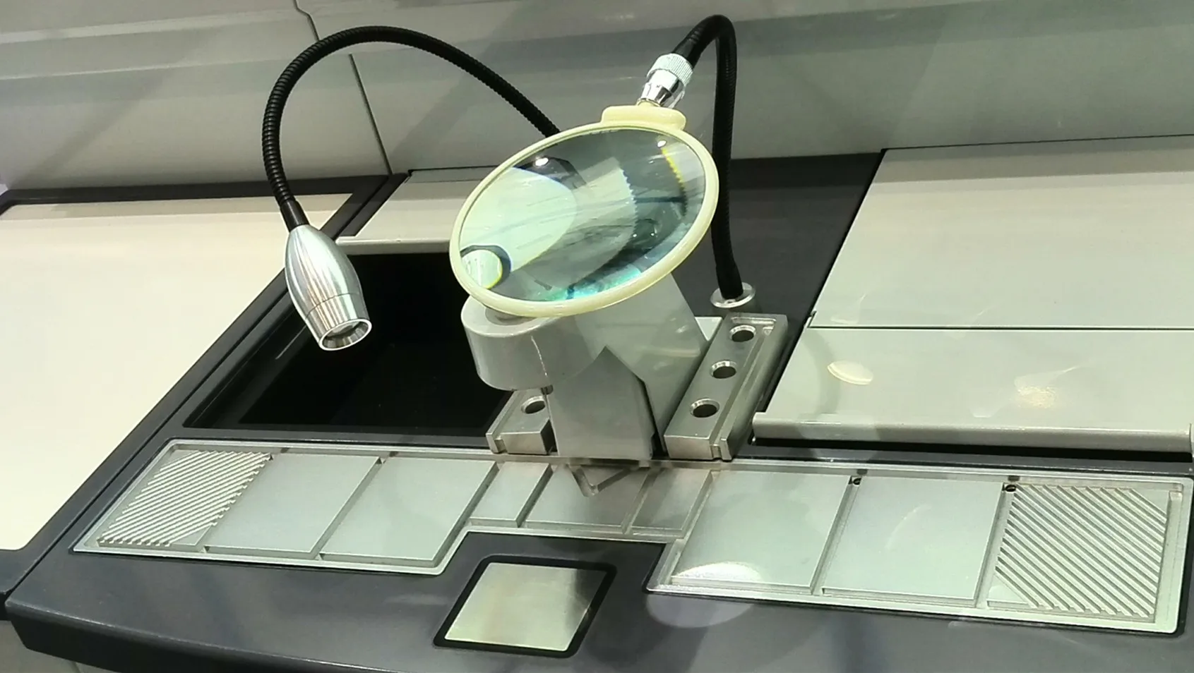 Laboratory Tissue Paraffin Embedding Machine Histology Embedding Machine