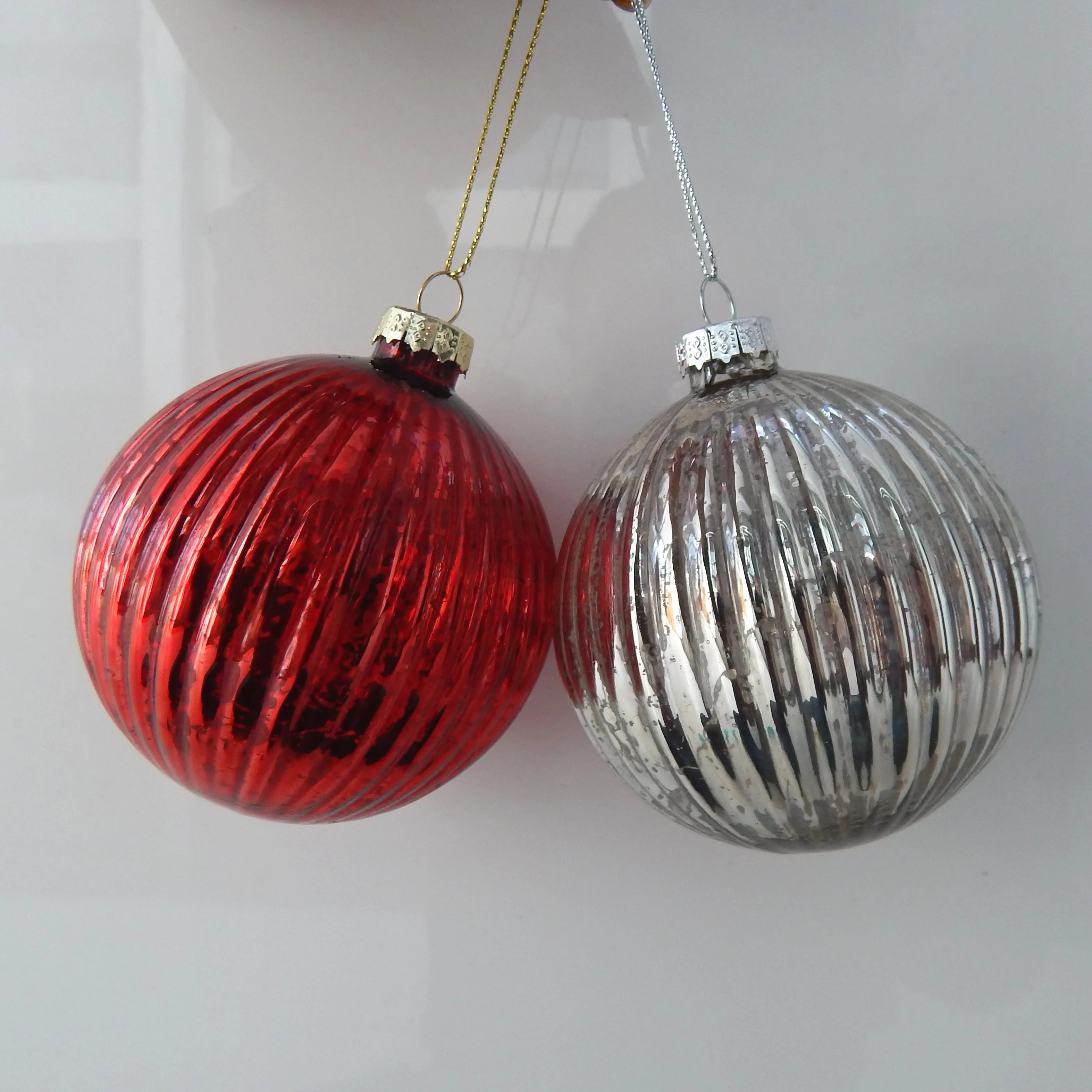 Christmas tree decoration pendant 8cm glass ball