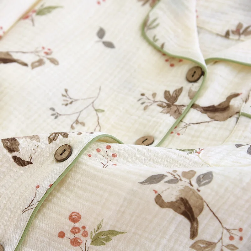 طقم بيجامة نسائي جديد لربيع وخريف 2025 100% كريب قطني بأكمام طويلة وسراويل طويلة طقم مكون من قطعتين ملابس منزلية فضفاضة وموسعة