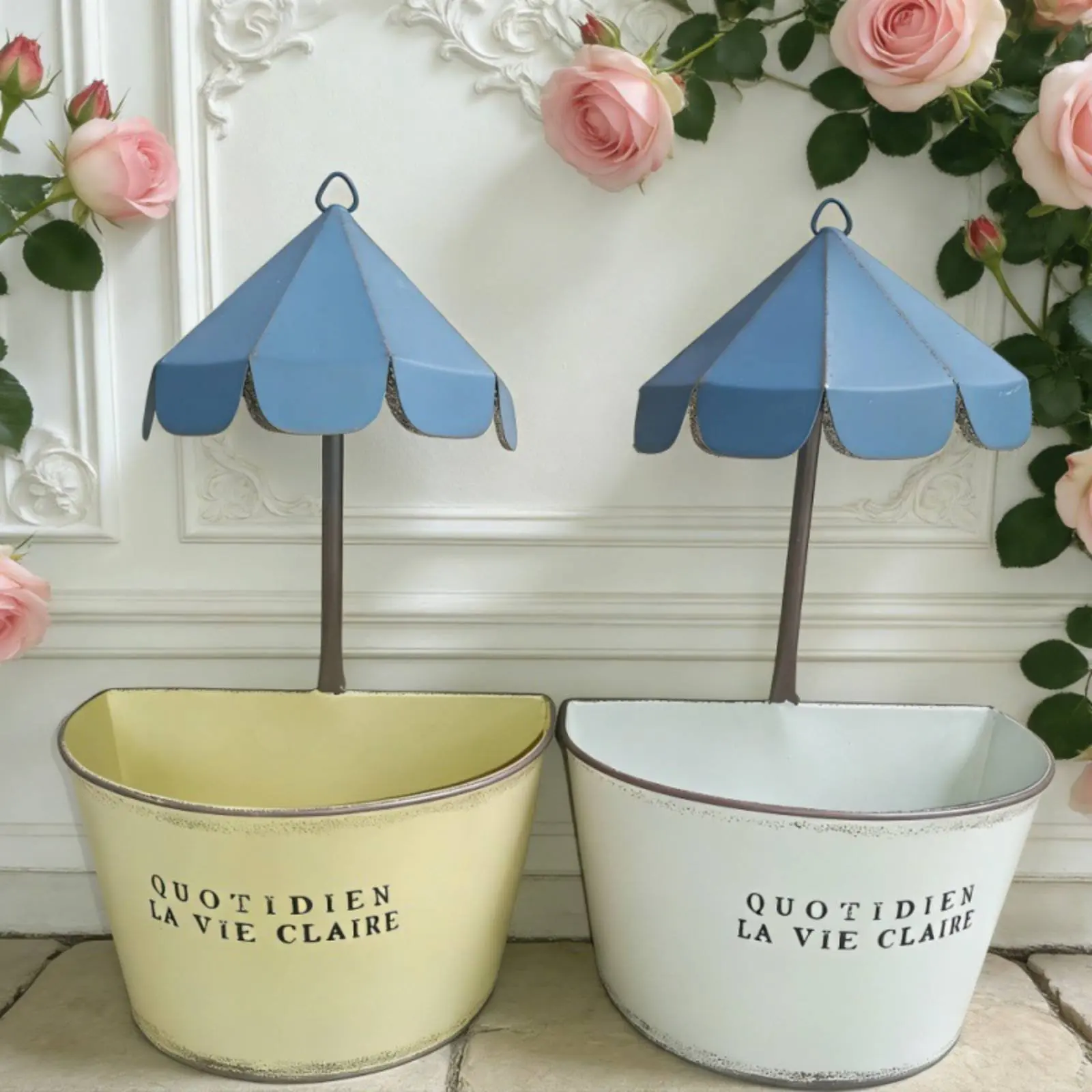 

2 Pieces Umbrella Wall Planter Decorative Metal Umbrella Planter Wall Hanging Flower Pot Rustic Design Garden Decor