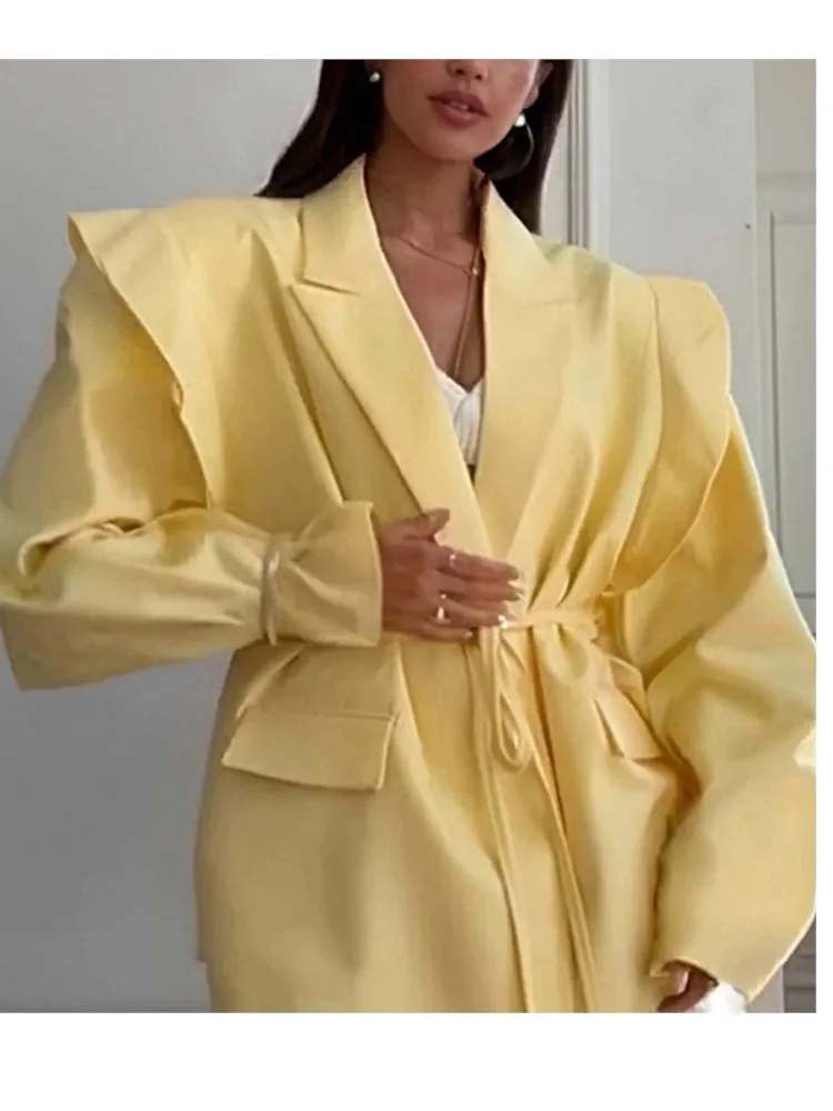 Spring And Autumn Temperament Commuting Versatile Top New Women's Fashion High-end Waist Tie Lapel Shoulder Pad Suit Jacket