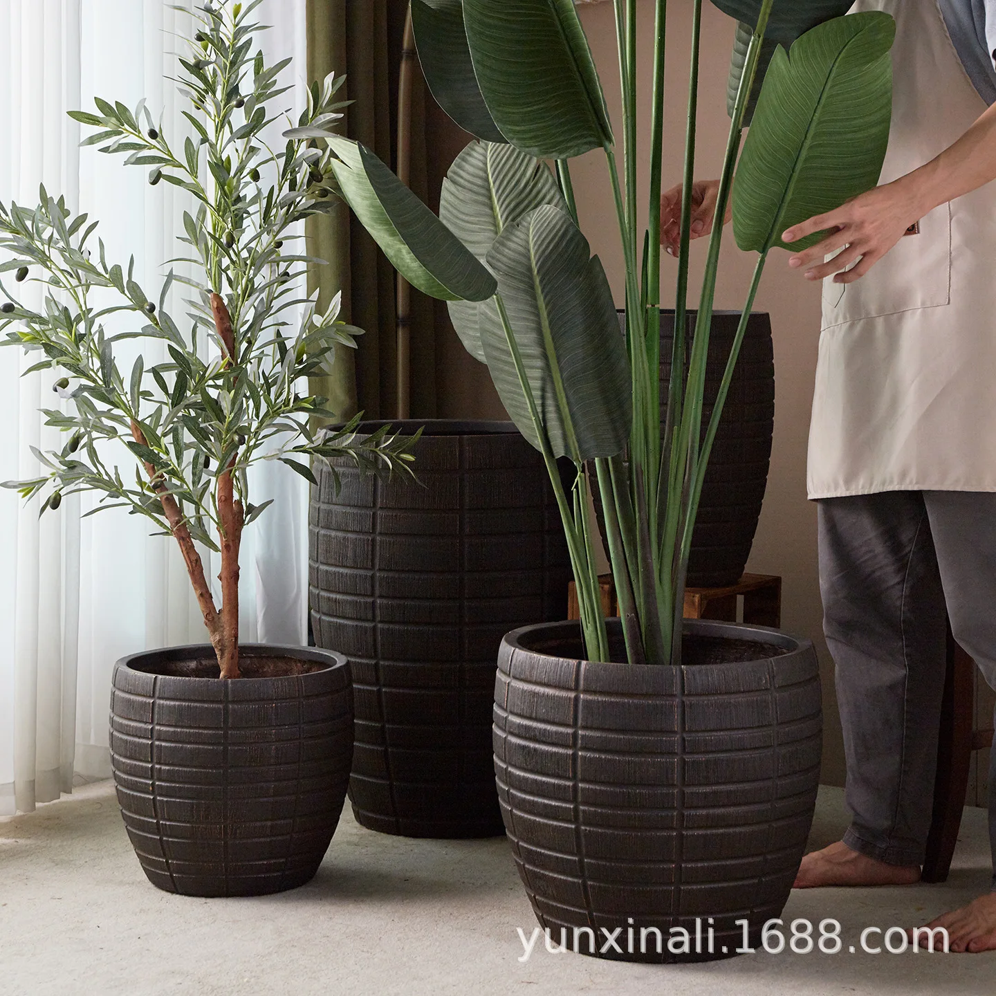 Retro magnesium mud flower pot large relief high-end indoor thousand-year-old wood dragon blood tree lily bamboo simple floor or
