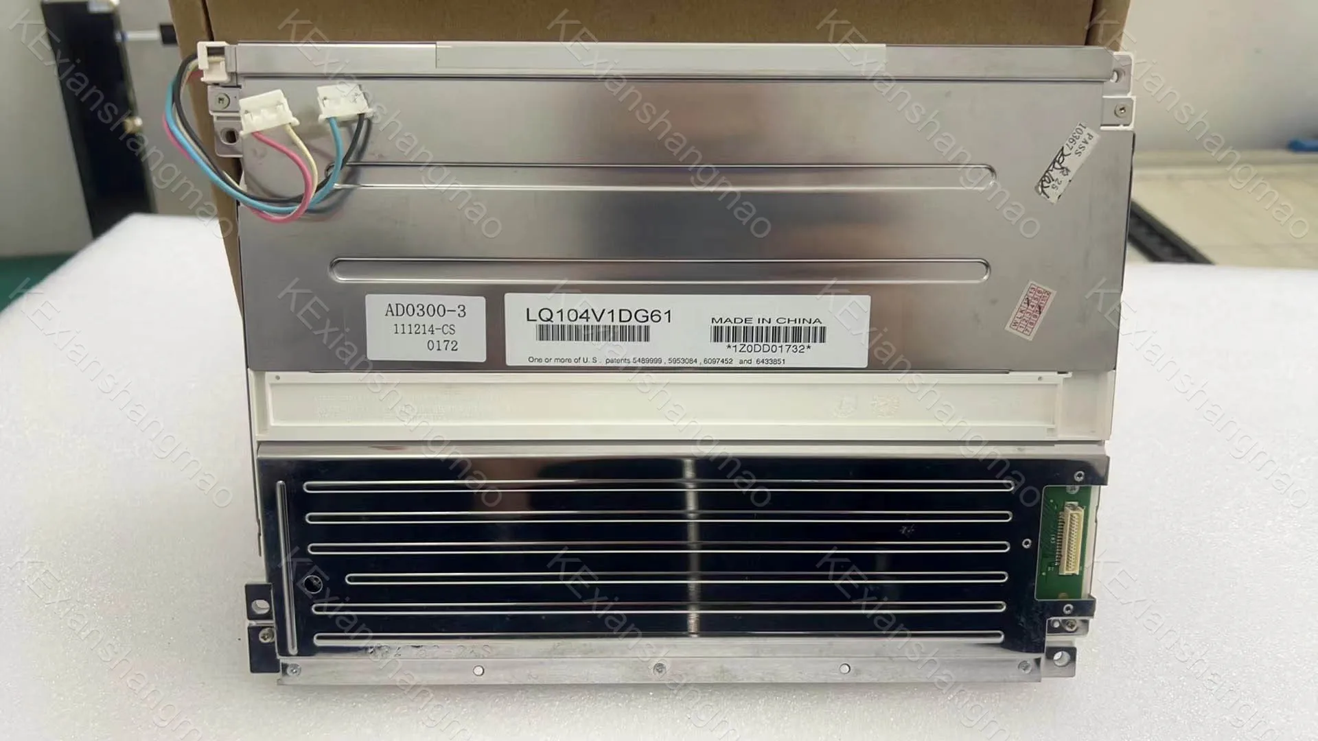 

ЖК-дисплей LQ104V1DG61 LQ104V1DG52 LQ104V1DG74 LQ104V1DG51Оригинальный 10,4-дюймовый промышленный экран