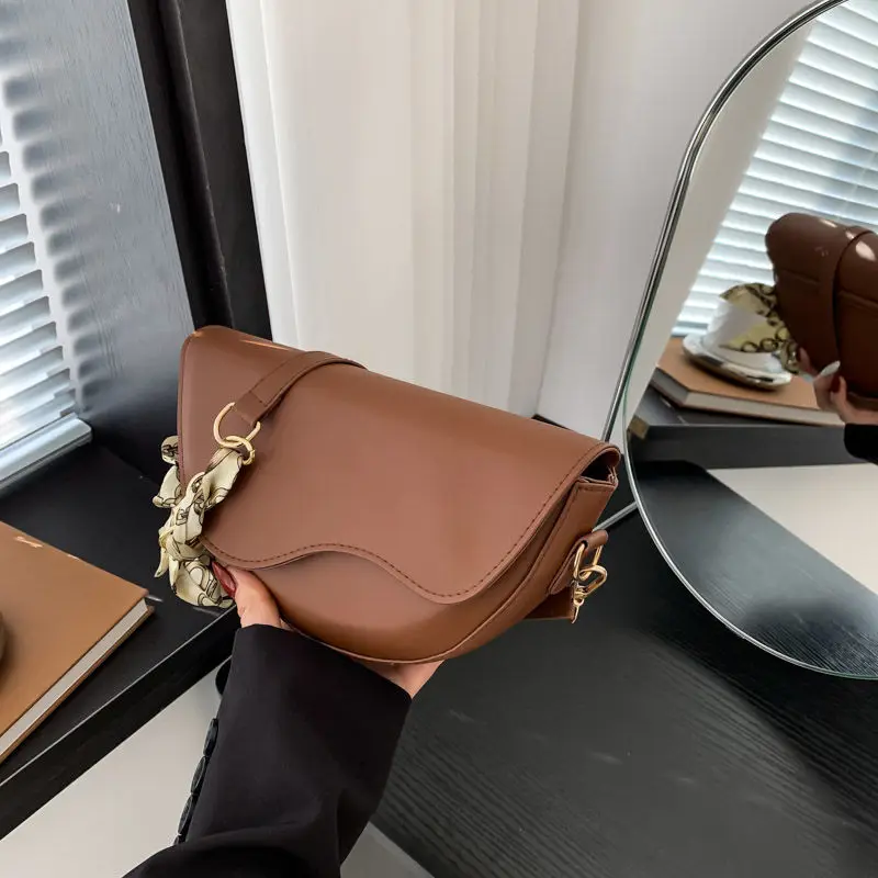 

Coffee Woman Handbag Office Lady Luxury Trend Women Girl Shoulder bag PVC Crossbody PU Purses Women's Leather New Totebag