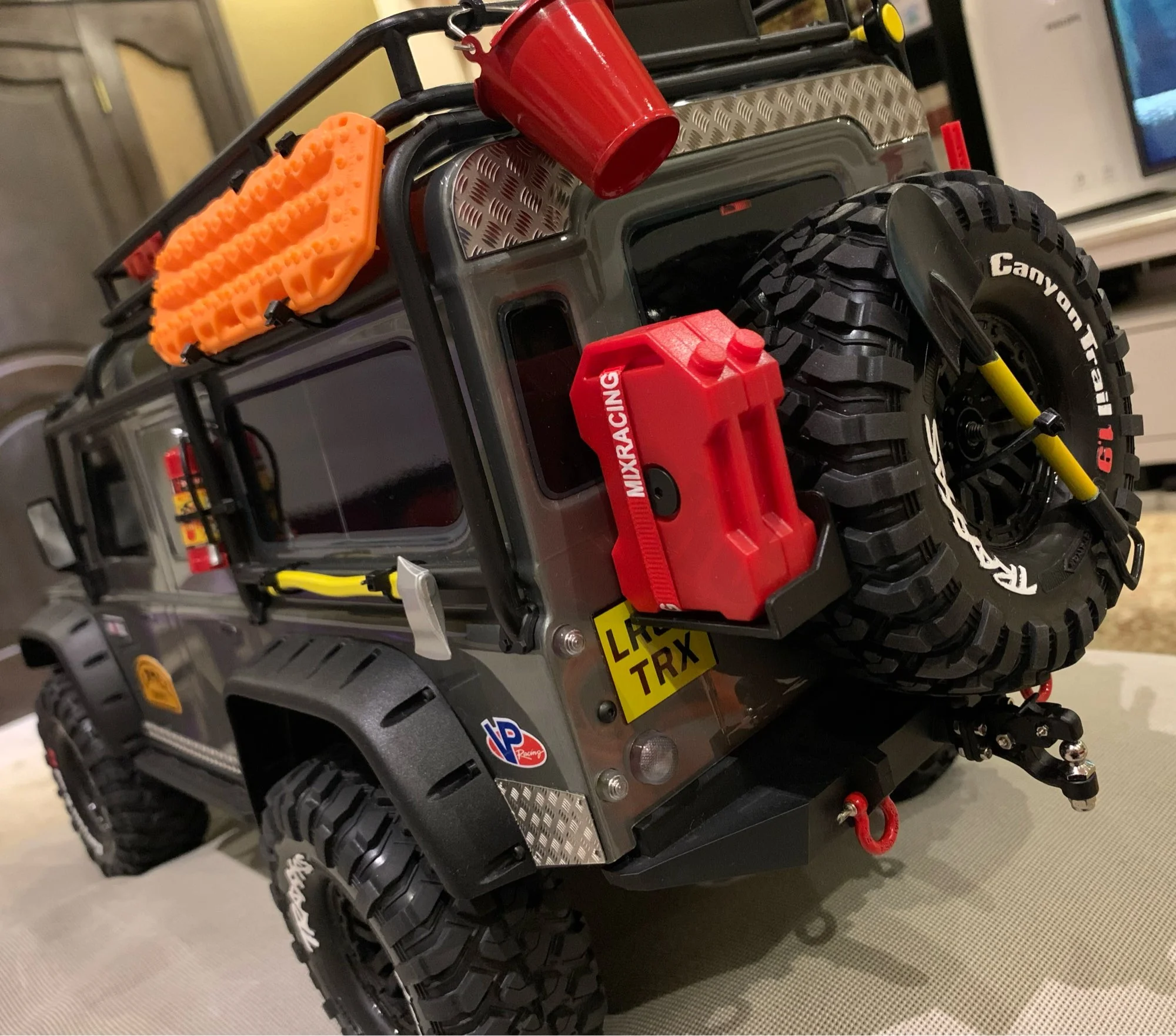 TBSCRC simüle süslemeleri aracı aksesuarları için 1:10 RC paletli TRX4 eksenel SCX10 III AXI03007 RBX10 Redcat MST