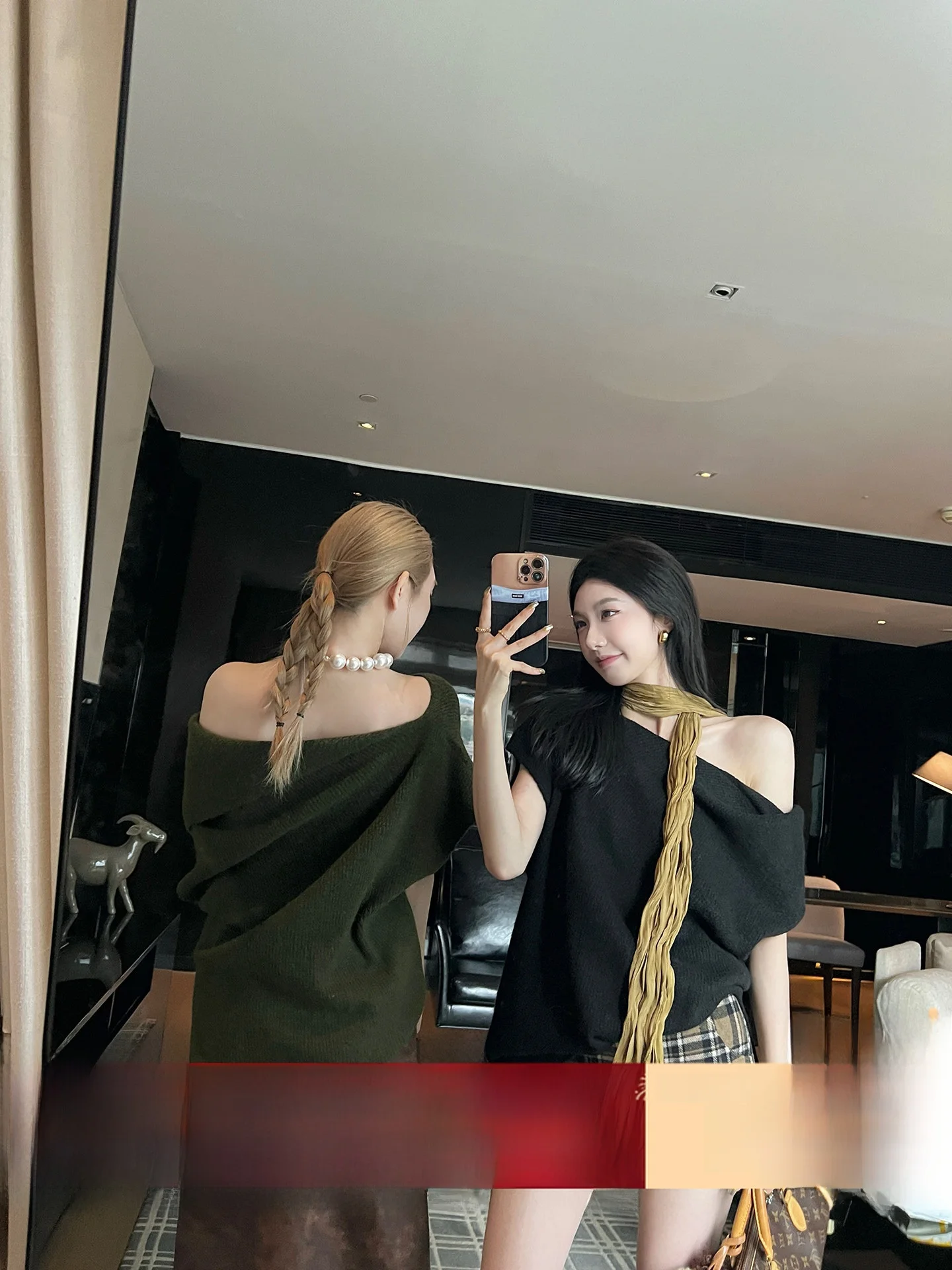 

Asymmetric oulder Knitted Vest Women's Loose Fit Design Sensation Small ence Autumn New Sle Faionable Poly Blend