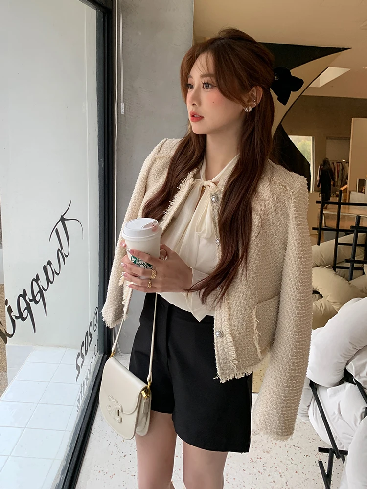 

Женская стеганая куртка с наплечными вставками в корейском стиле, новинка 2023 года, высококачественная, весна-осень, элегантная, в корейском стиле