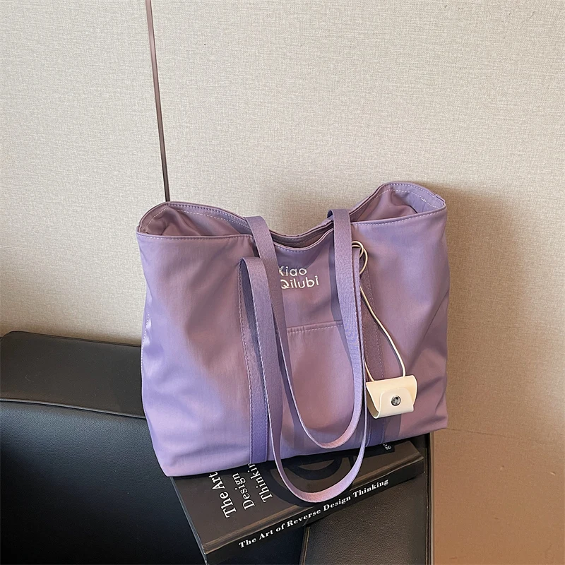 

Canvas Bag for Women 2025 New Simple and Versatile Student Commuting Tote Bag, Large Capacity Single Shoulder Crossbody Bag