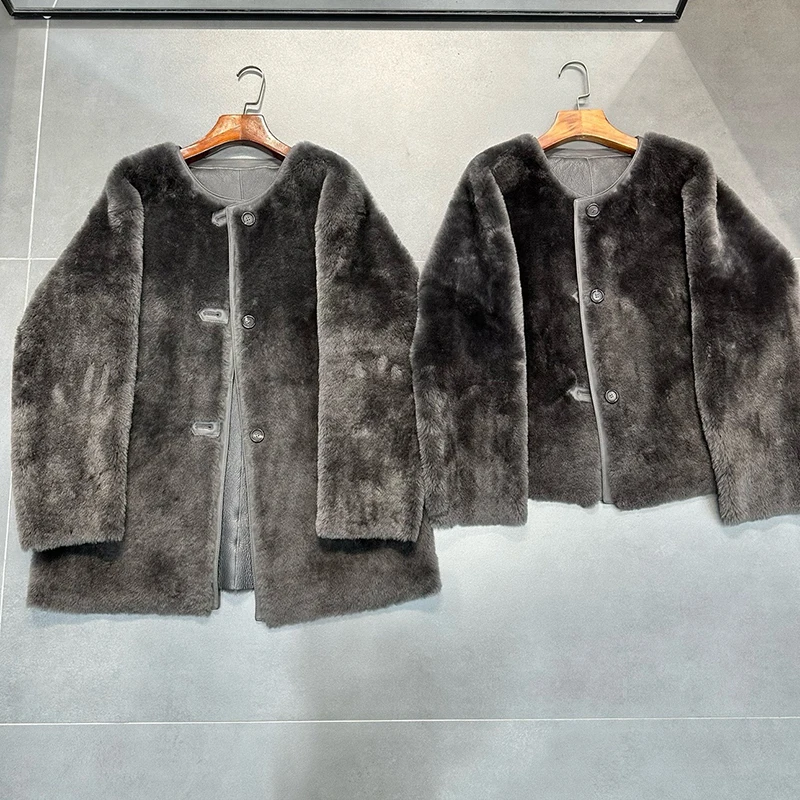 جديد ملابس الشتاء النساء معطف جلد طبيعي والفرو أوف وايت س الرقبة واحدة الصدر فضفاضة ضئيلة بسيطة قصيرة سترة فرو الضأن