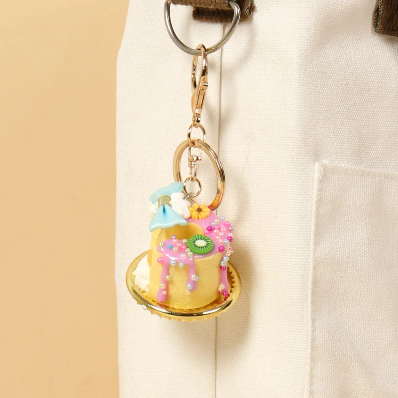 Artificial Cream Cupcake Mousse Strawberry Fruit Cake Dessert Model Kitchen Scene Keychain Simulation Decorations Home Decor