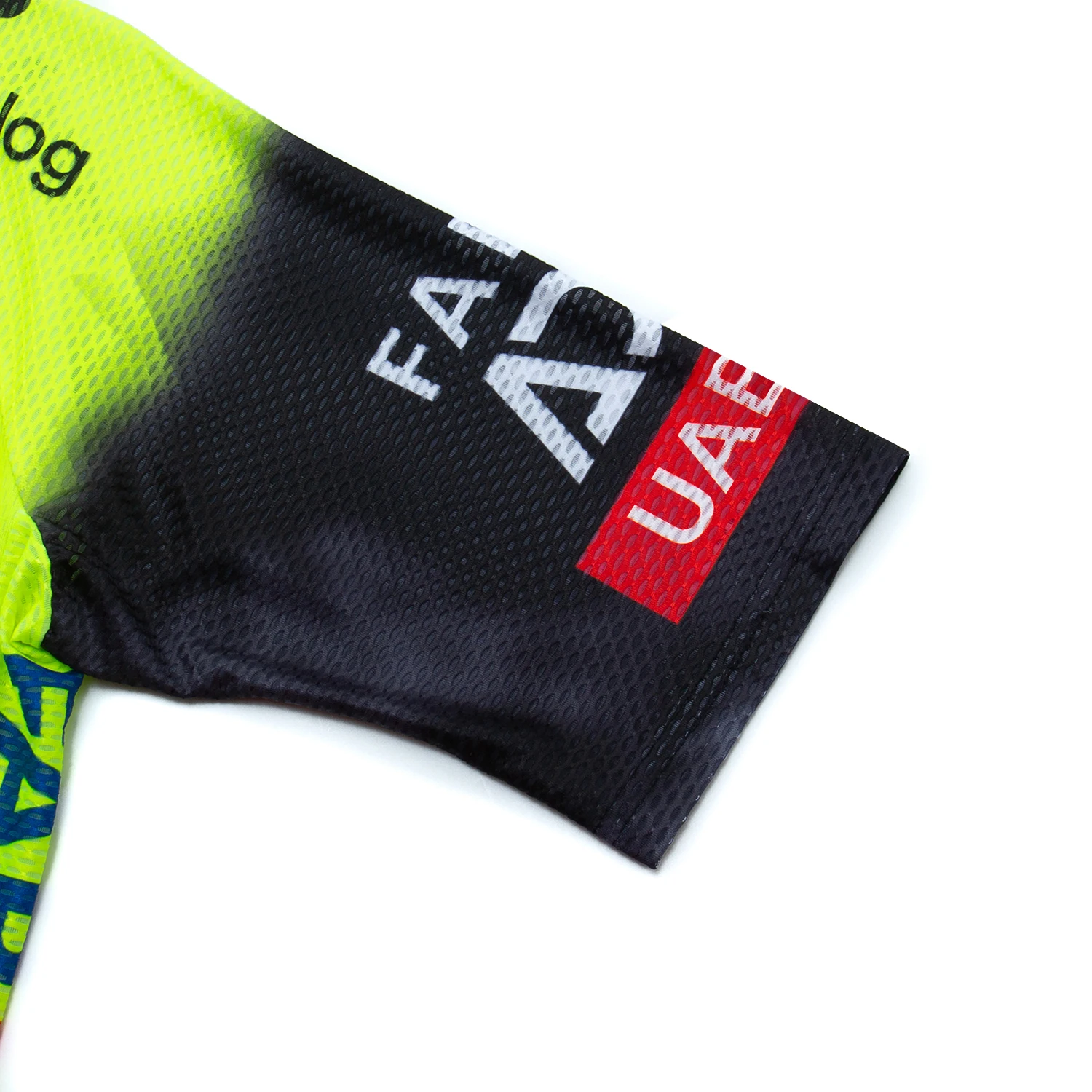 Thumbnail 4 - #22 Cheap Cycling Vests Worth Buying