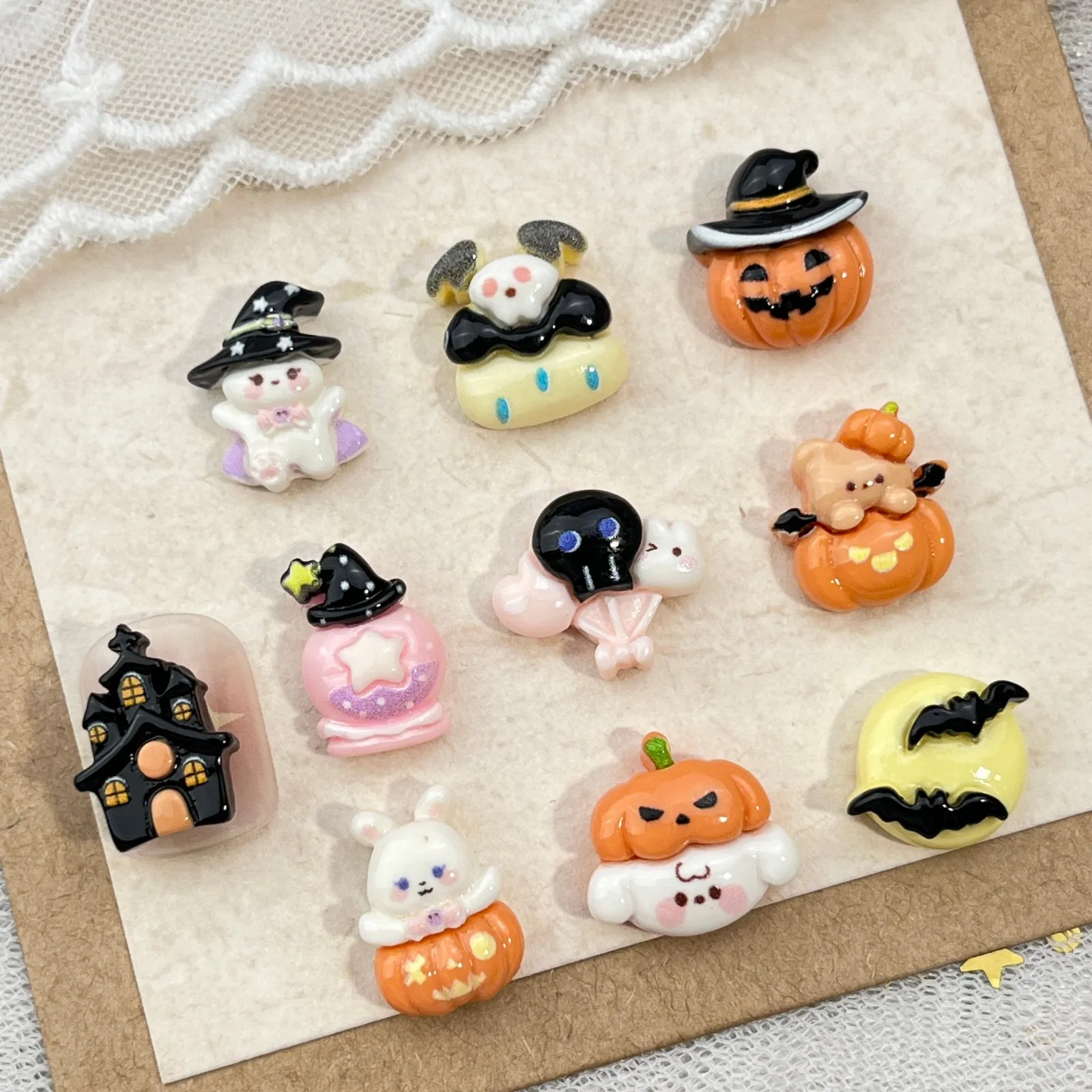 20 Stück Halloween-Cartoon-Nagel-Charms im dunklen Stil, 3D-Kürbis-, Geist- und Totenkopf-Harz-Accessoires für DIY-Nagelkunst-Dekoration – Detail 5