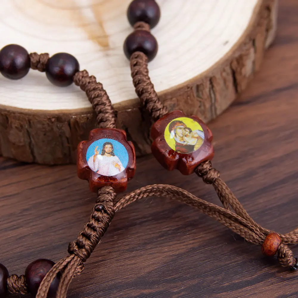 HTISOK Bracelet chapelet en bois fait à la main avec breloques de Jésus Marie – Bijoux dévotion catholiques pour cadeaux spirituels de prière