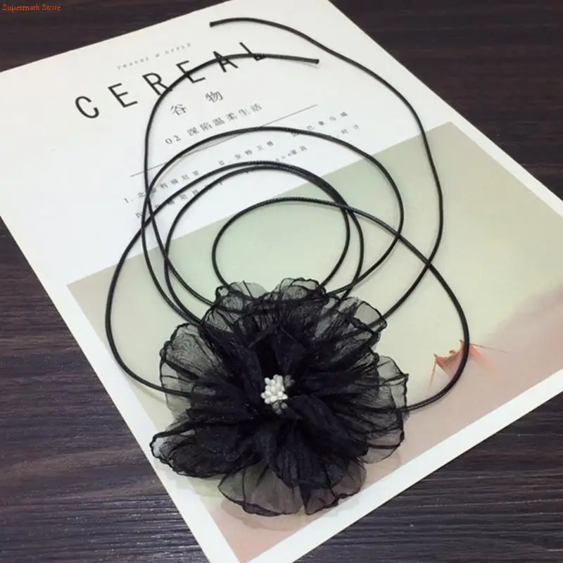 Q5WE Exaggerated Big Yarn Flower Pendant Short Choker Necklace for Women Black Adjustable Chain Valentines Day Wed Jewelry