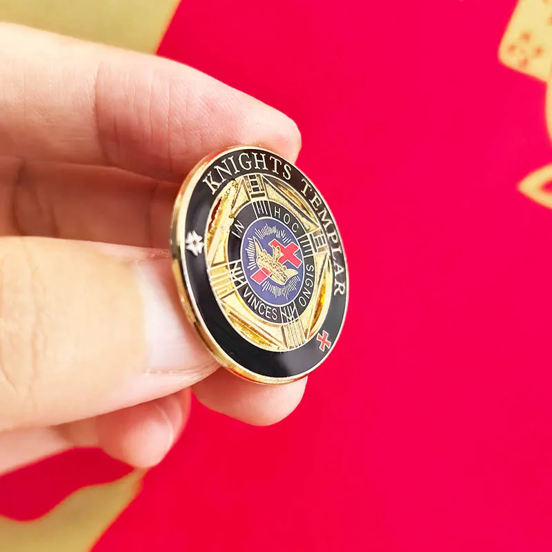 Delux Brooch and Pins Round Gold Color Knight Templar Lapel Pin Masonic Enamel 27mm