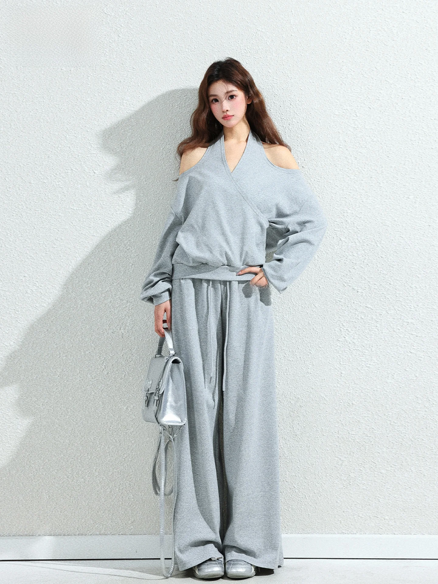 

Gray Casual Style Shoulder-baring Sweatshirt Set Women's Loose Wide-leg Pants Two-piece Suite Spring New Arrival Loose Feel