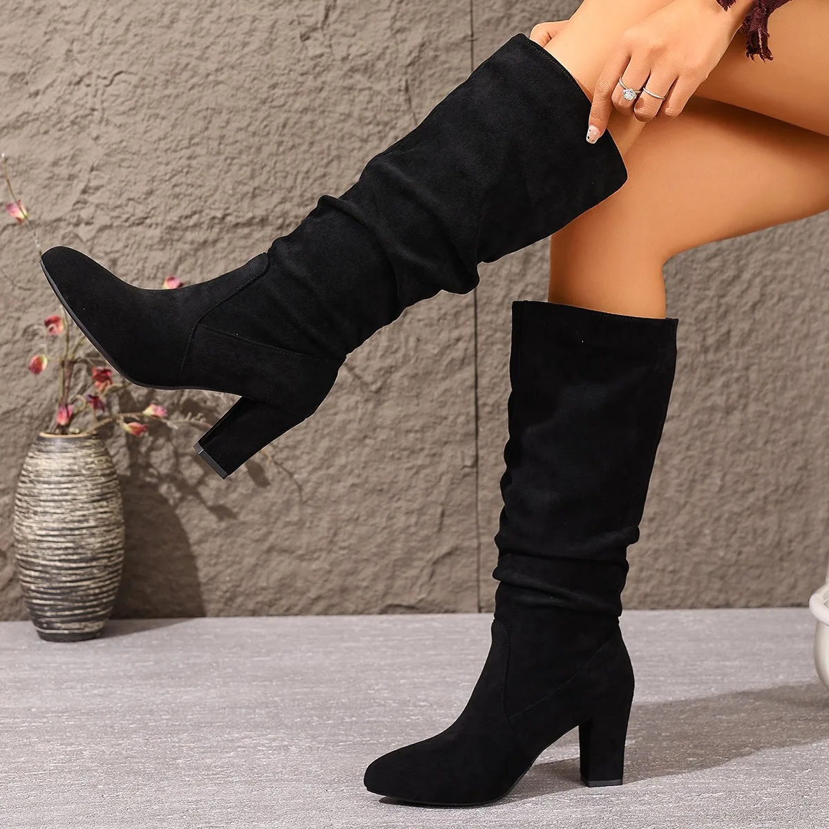 Thumbnail 3 - #51 Elastic Boots Comparison Guide