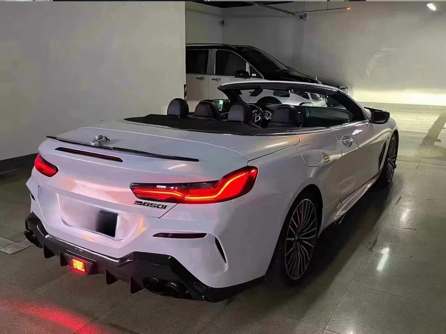 Dry Carbon Fiber AC Style Universal Rear Bumper Diffuser Lip for 8 Series G14 G15 2019-2023 Car Rear Spoilers Body Kit