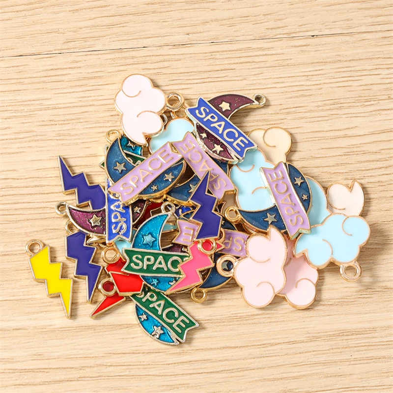 10 Stück niedliche, bunte Emaille-Anhänger in Form von Blitz, Mond und Wolken für die Schmuckherstellung, Ohrringe, Anhänger, Halsketten, DIY-Bastelarbeiten und Accessoires. – Detail 4