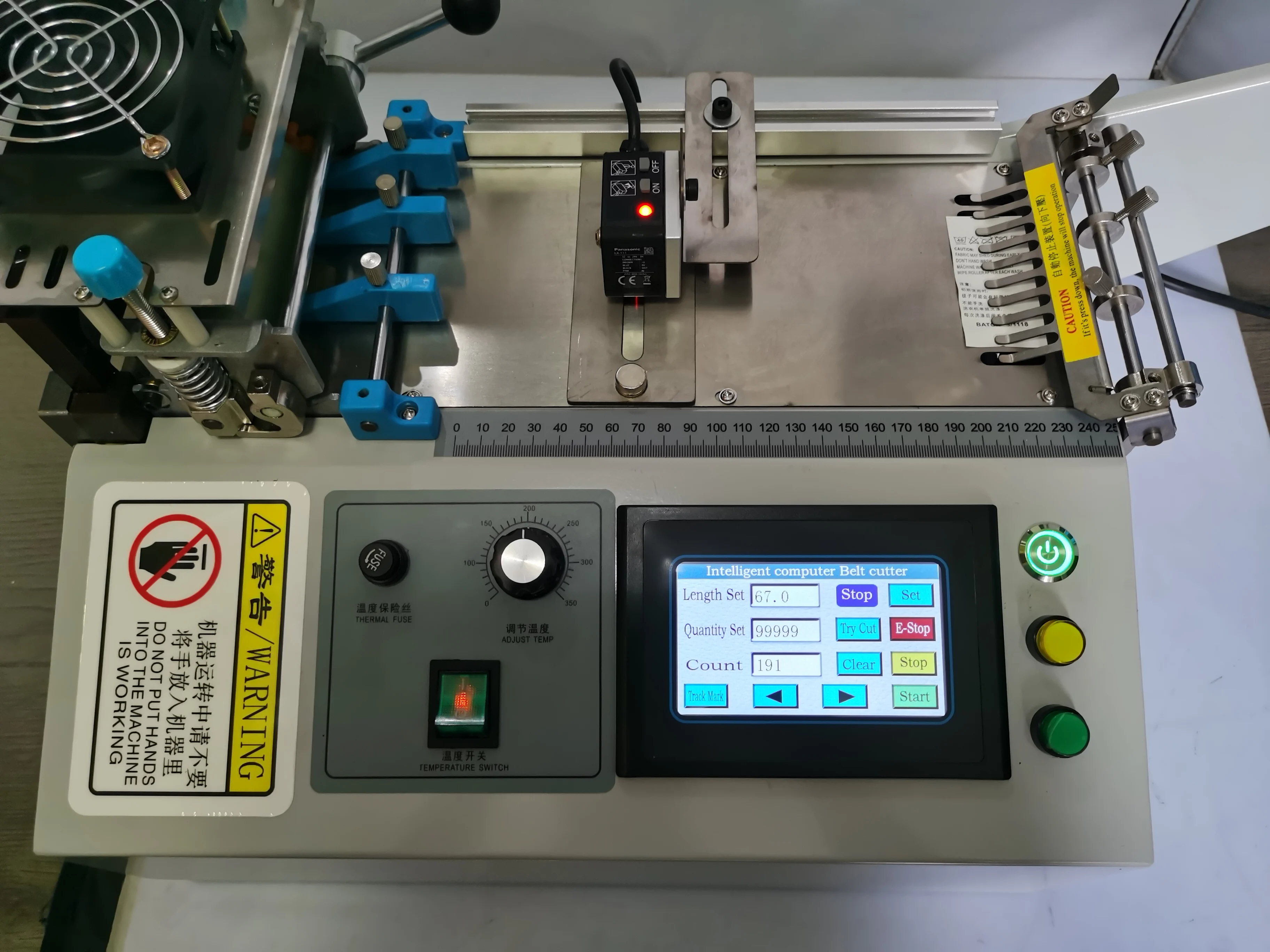 Computer automatic trademark  cutting machine washing label cutting machine, Hot and Cold Knife With cursor positioning 120-CH