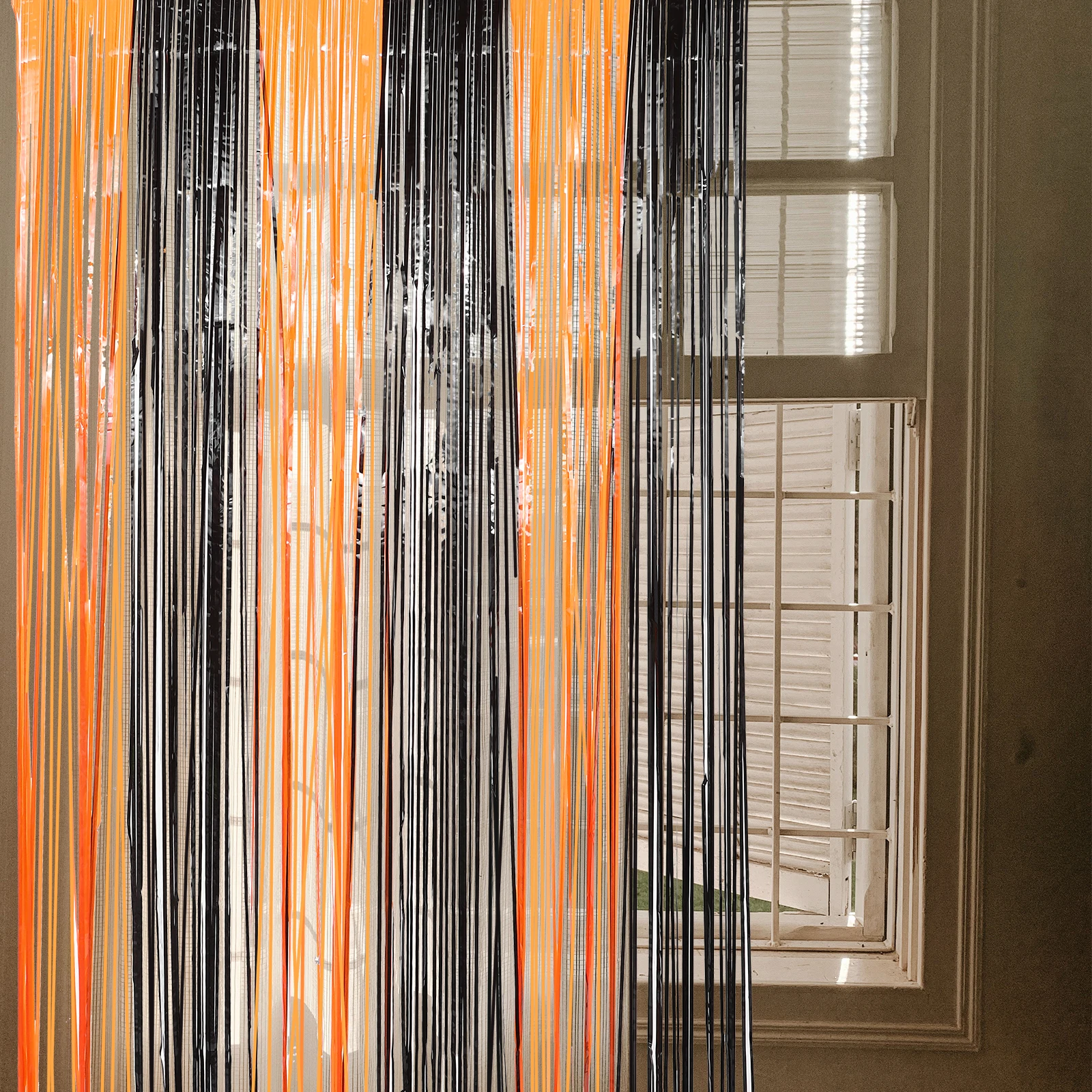 

2Pcs Halloween Door Curtain Fringe Backdrop PVC Decorative Curtain for Haunted House Party Horror Scene Hanging Halloween