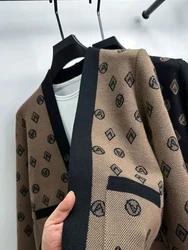 Premium Luxury 2024 Autumn/Winter V-neck Exquisite Embroidered Embossed Men's Cardigan Casual  Warm  Knitted  Sweater  Cardigan