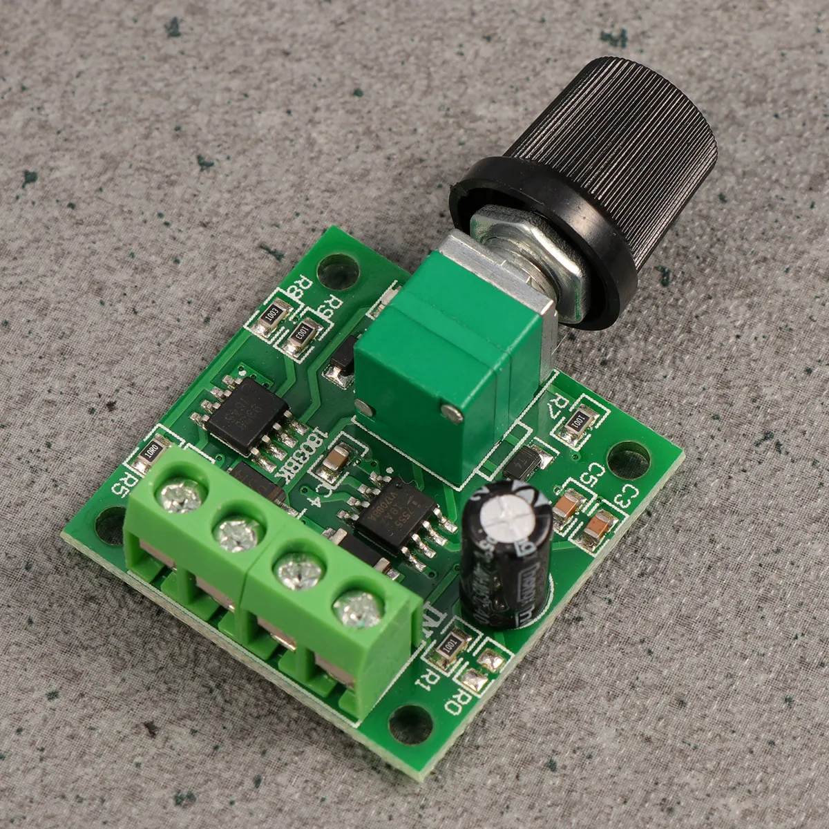 Dc Motor Controller Low Voltage Pwm Adjustable Duty Cycle 1.8V to 15V 2A Continuous Current 30W Power Motor Control Device