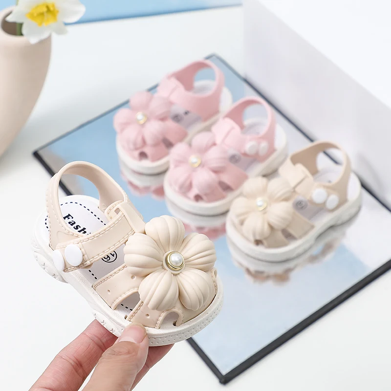 

Girls Sandals Kids 2026 Summer PU Leather Fashion Comfortable Soft Closed Toe Summer Sandals Cute Flower Princess Flat Shoes