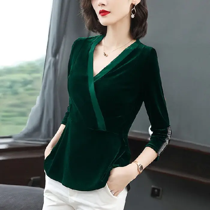 Korean Autumn Winter Gold Velvet Long Sleeve T-shirt Solid V-neck Fashion Slim Temperament Versatile Bottoming Long Sleeve Top