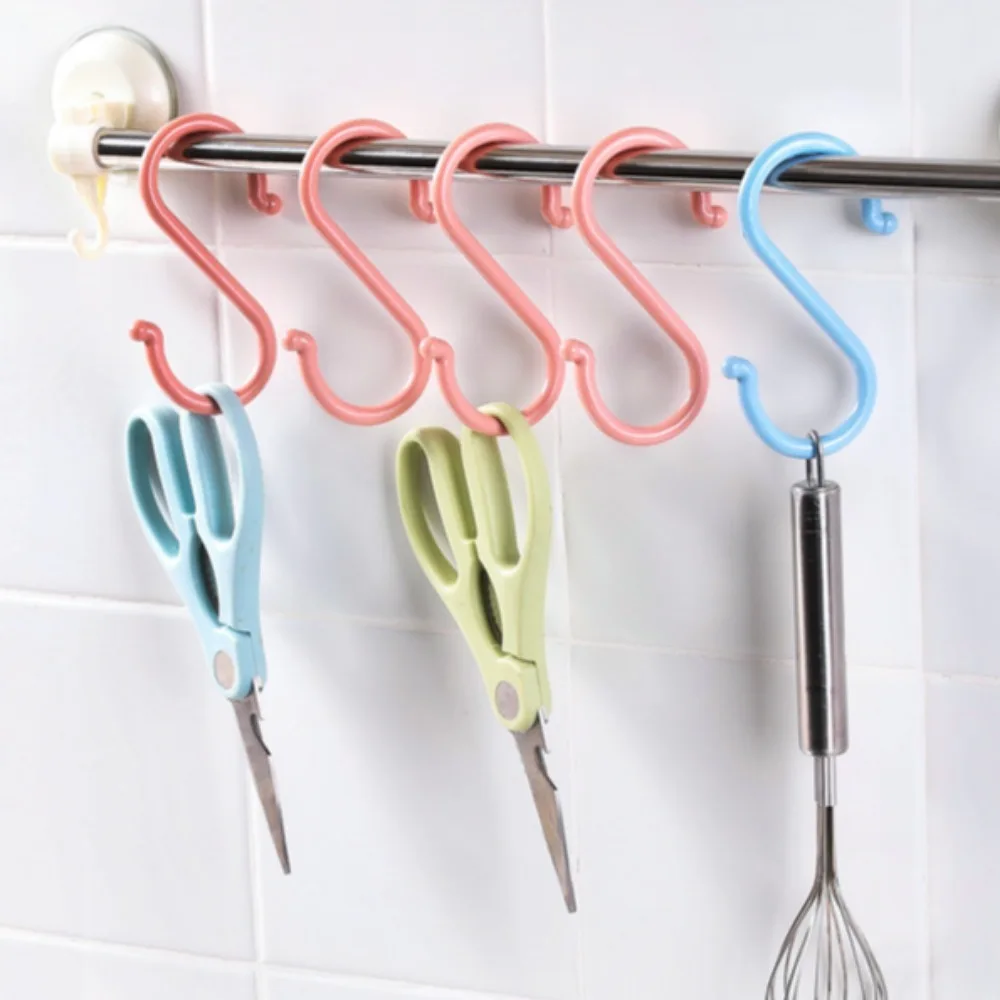 Plastic S-Shape Hooks Multi-purpose Hanging Rack for Clothing Towel Handbag Kitchen Bathroom Storage Hanger Reusable Organizers