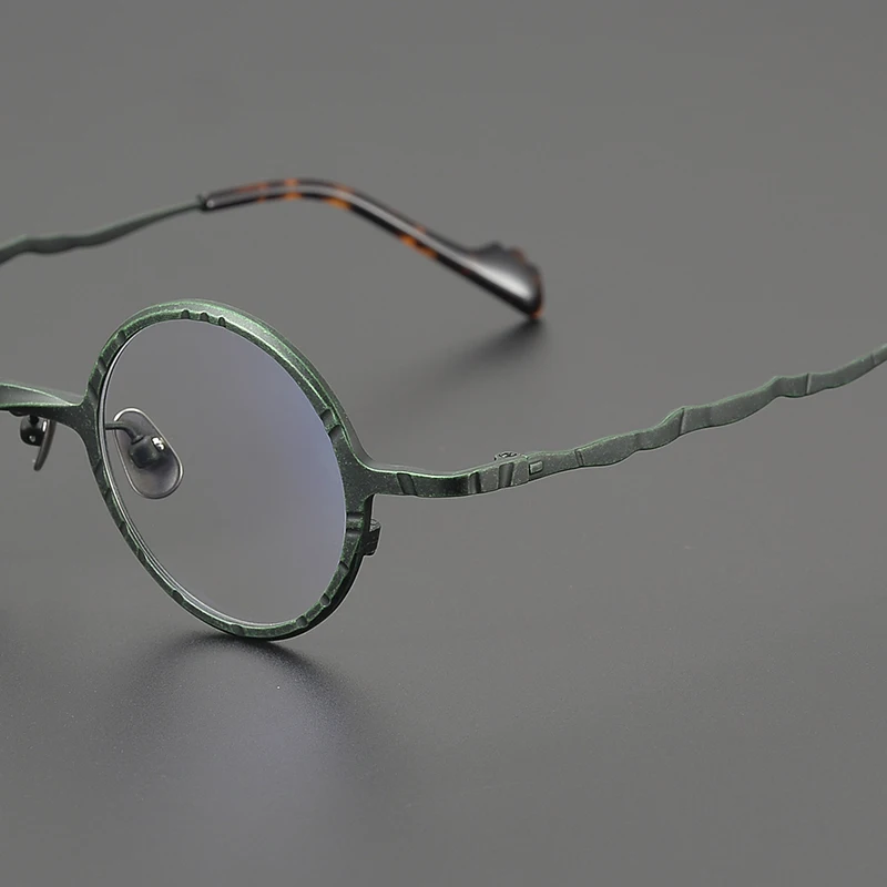 

2025 Handmade imitation old design Japanese ultra-light pure titanium glasses frame women's retro anti-blue light men's tide