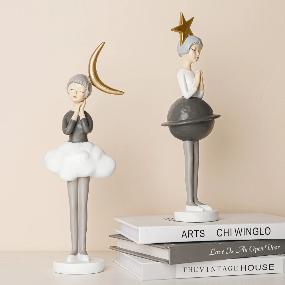 

Starry Sky Girl Figurines, Creative Cute Planet Moon Star Elements Figures ,Blessing Gift,Lovely Cartoon Girl Present Home Decor