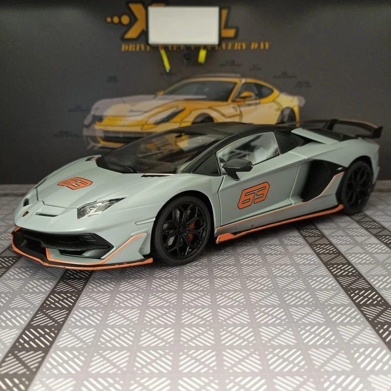 1:18 simulation Lamborghini SVJ63 alloy car model doors can be opened has simulated sound and lighting functions good quality view 4