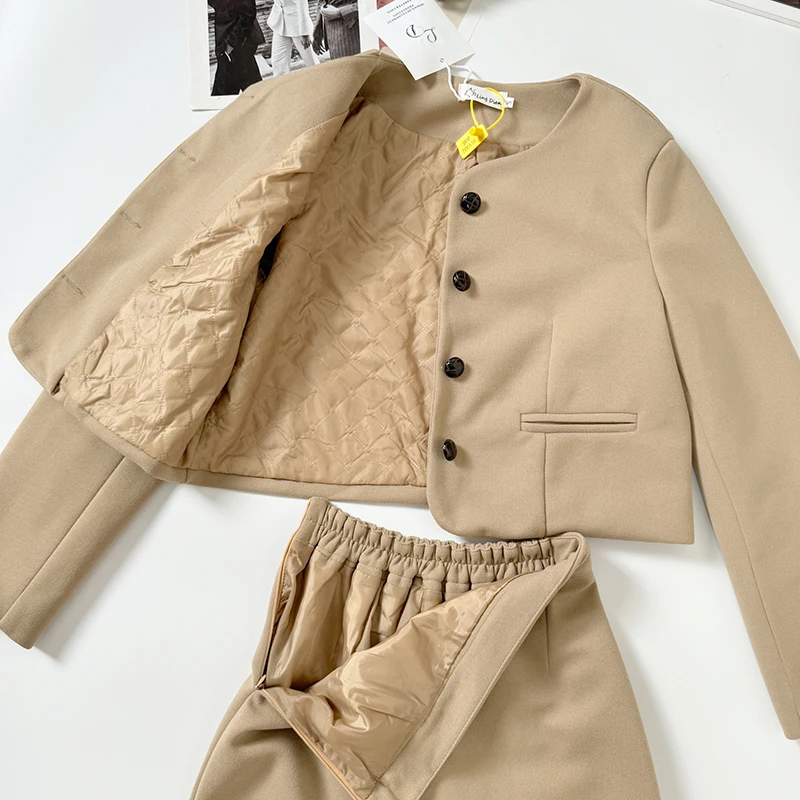 High-end and small fragrant style two-piece set women's round neck jacket+long skirt warm and thick winter solid set