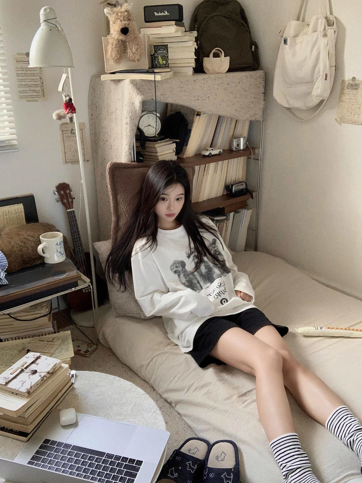 Sakura Model Retro Cute Dog Print Long Sleeve round Neck T-Shirt Loose Casual White Leisure Top for Women Spring Autumn Cotton