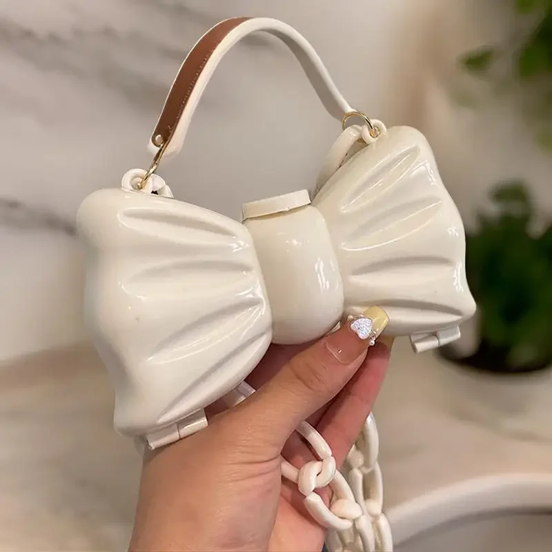 

Chic Convertible Commuter Bag - Premium Leather Crossbody Tote With Vintage Charm, Spacious Minimalist Design For Working Women