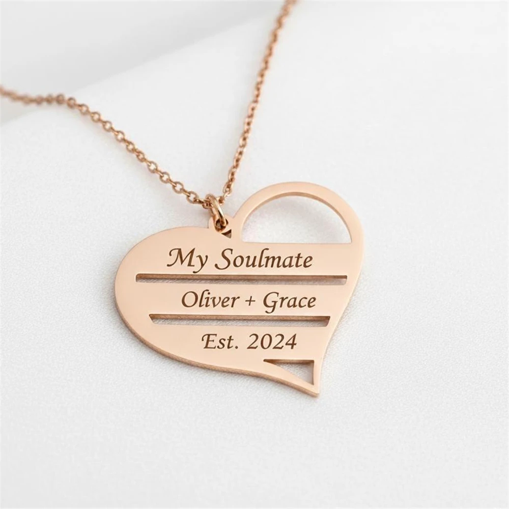 Custom Heart Necklace Stainless Steel Personalised Family Jewelry Dainty Name Gift for Her Christmas