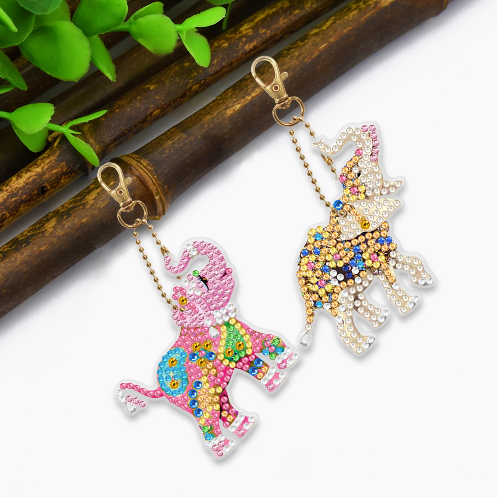 Keychain DIY Diamond Painted Mosaic Embroidered Pendant Back Packaging Jewelry Birthday Gift Handbag Pendant Gift for Friends