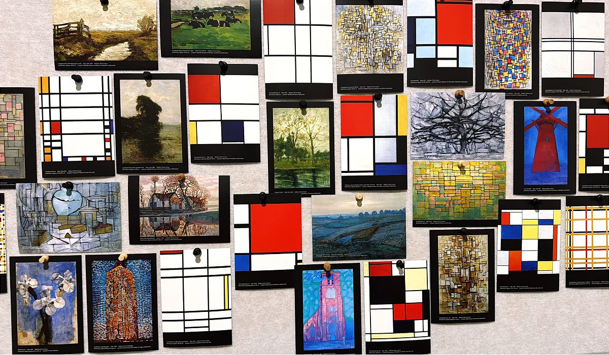 30Pcs/Lot Art Lovers Creative Poster Card Vintage Wall Collage Kit Art Painting Boxed Postcards For DIY Home Office Wall Decor