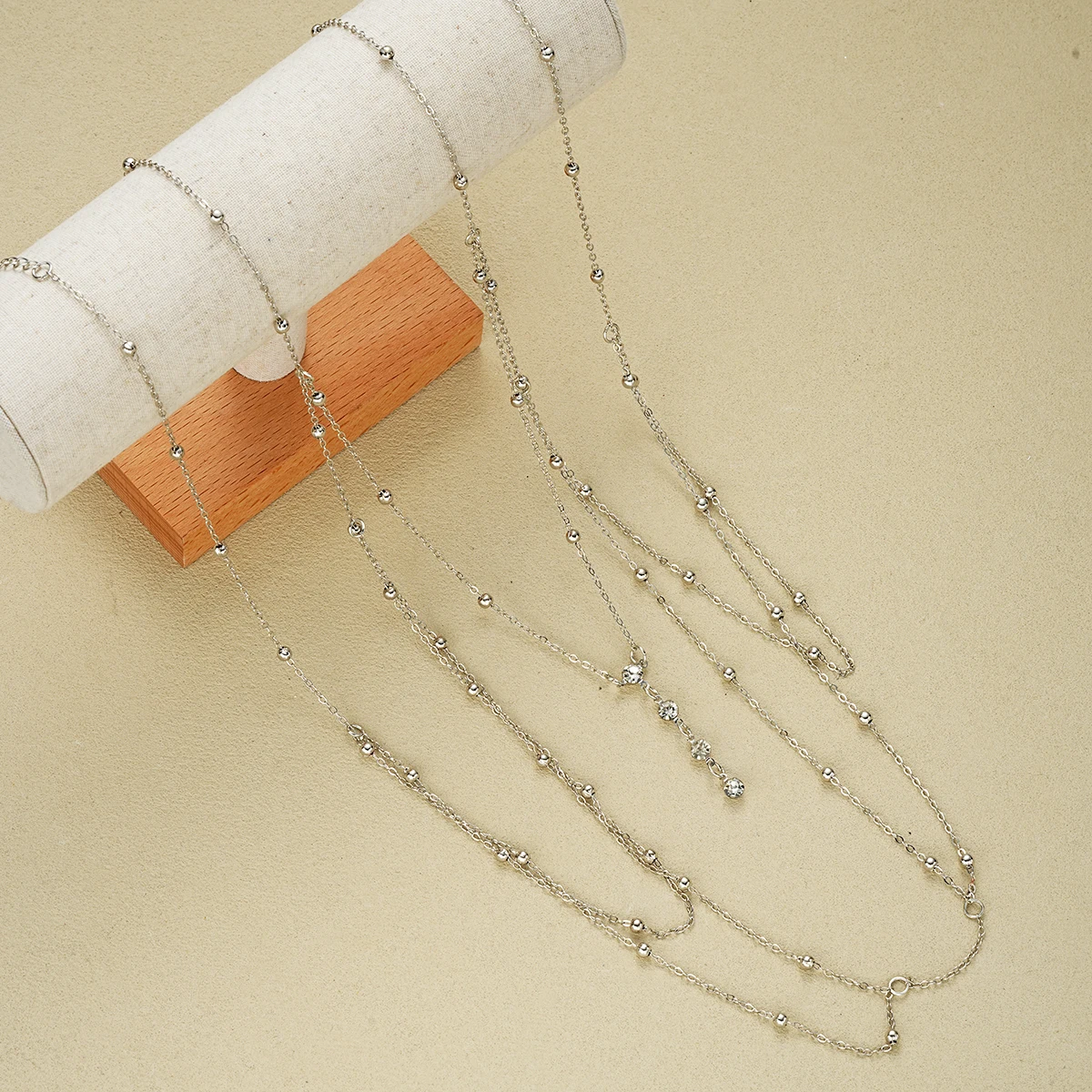 خمر فضي اللون مطرز كريستال الصدر سلاسل بسيطة متعدد الطبقات بيكيني للشاطئ مجوهرات للجسم جديد الإناث الصيف الثدي سلسلة 2025 #3