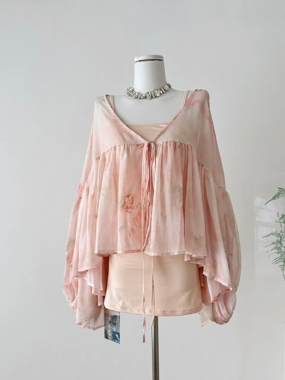 Pure Desire Aosphere Sciolto Lungo Sve Chiffon Cover up Dr Set con Canotta con Cintura Gonna Aderente Ensemble per Donna