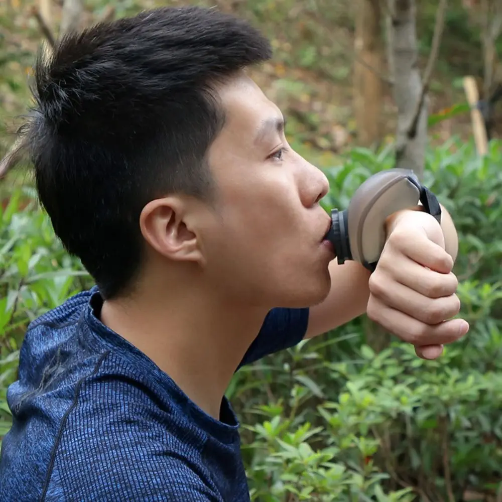 

Fitness Mini Wrist Water Bottle Soft Sticker Paste Leakproof Portable Water Cup 200ml Silicone Wrist Water Cup Cycling