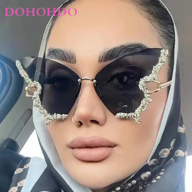 

Fashion Luxury Brand Rhinestone Butterfly Frame Women Sunglass Trend Men Sunglass Summer Travel Photography Female Eyewear UV400