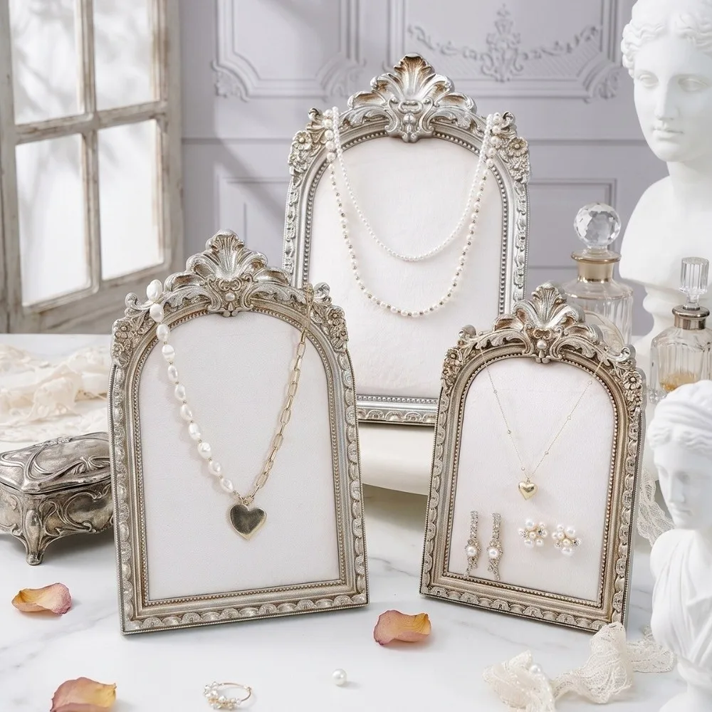 Velvet Lining Jewelry Display Stand Resin Flannel Lining Jewelry Storage Rack Gold Pattern Three-dimensional Pattern