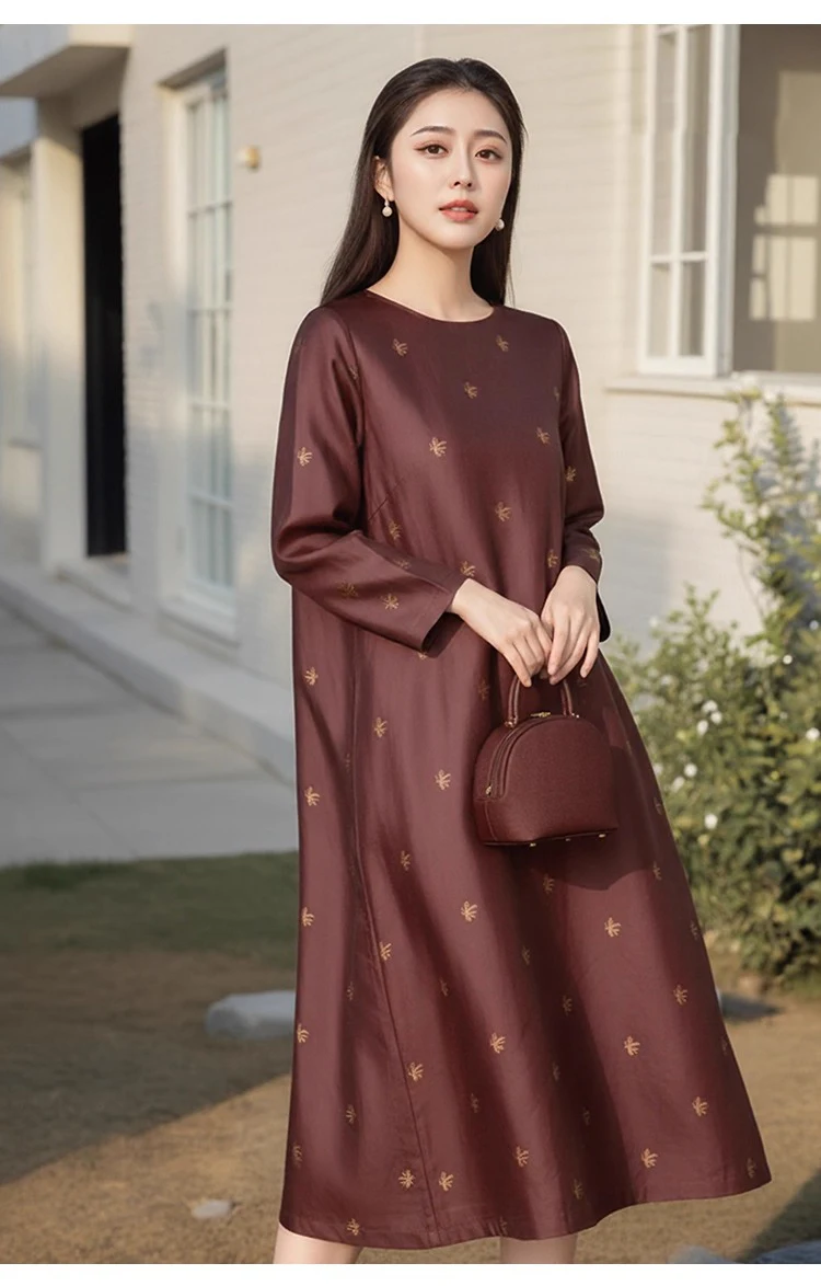 فستان نسائي موضة خريف 2025 جديد 100% من حرير التوت الطبيعي غزل سحابة حمراء رقبة مستديرة وأكمام طويلة فستان مطرز فضفاض #4